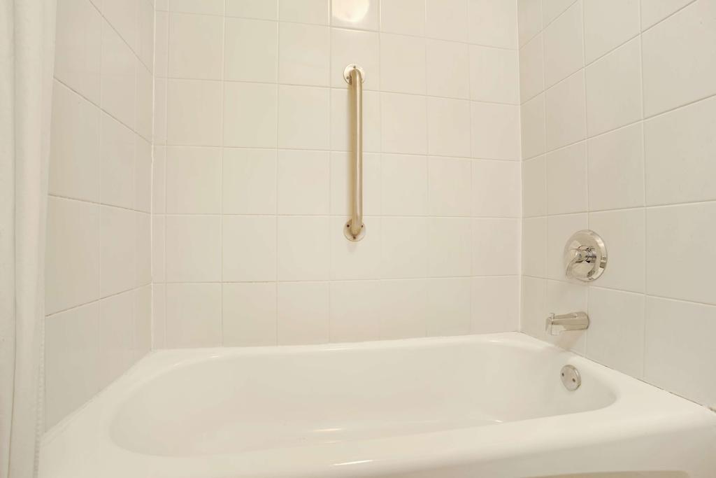 Hotel Super 8 Newnan Extérieur photo