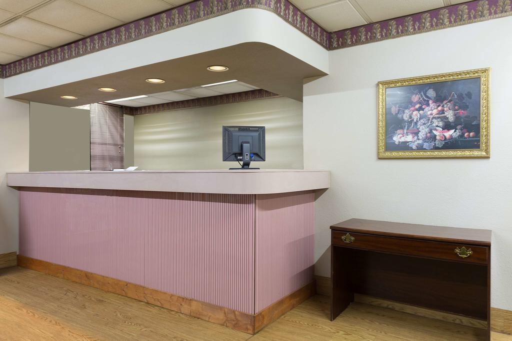Hotel Super 8 Newnan Extérieur photo